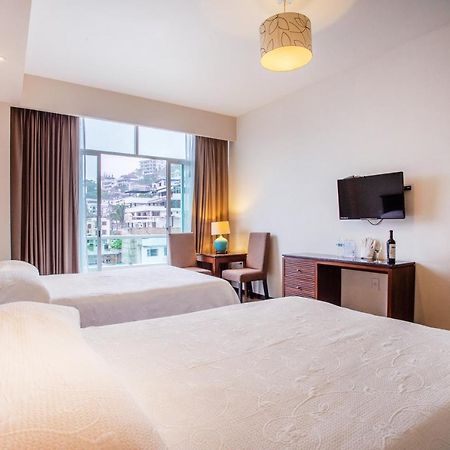 Blaze Hotel & Suites Пуерто Валярта Екстериор снимка