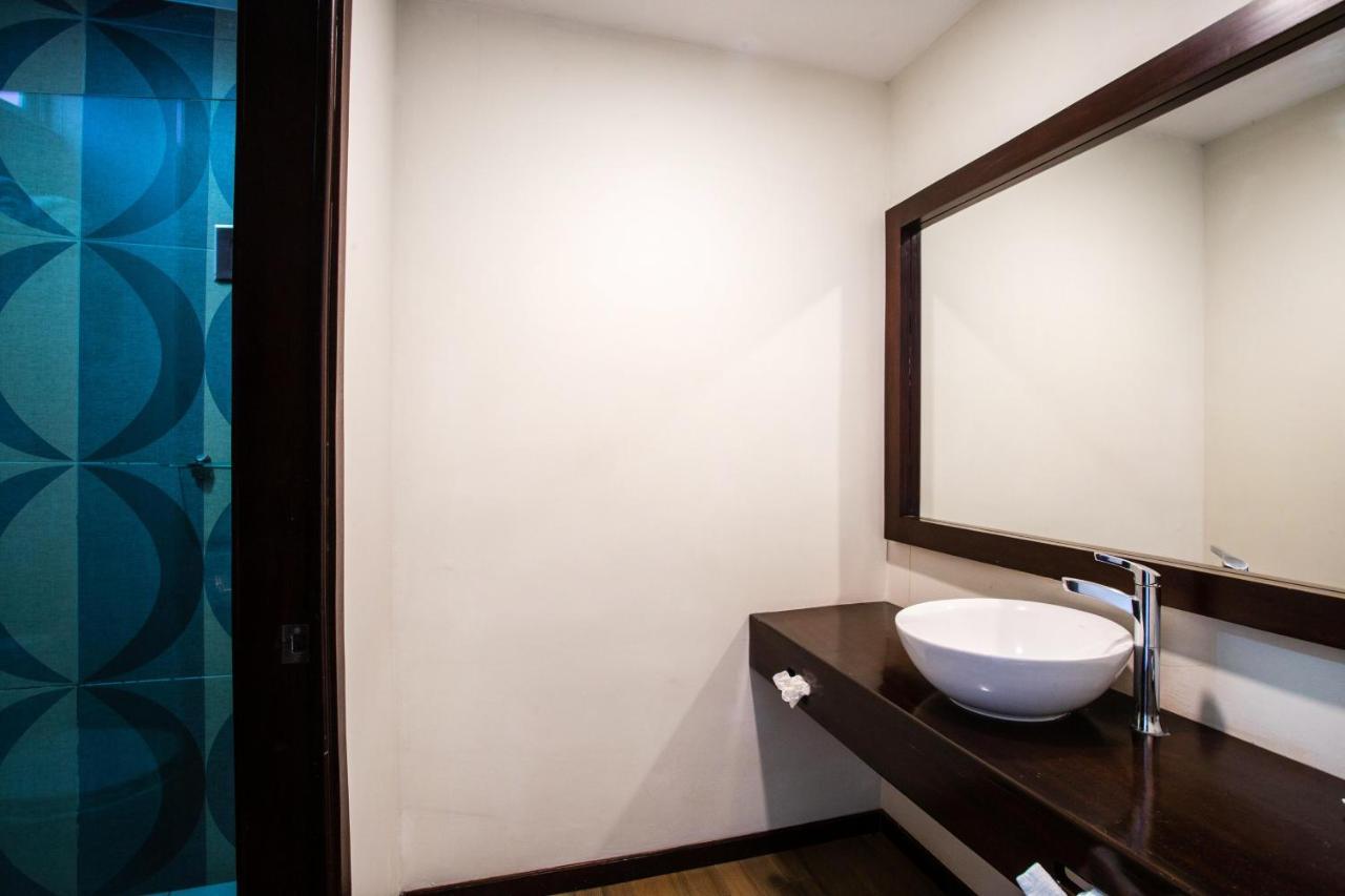 Blaze Hotel & Suites Пуерто Валярта Екстериор снимка